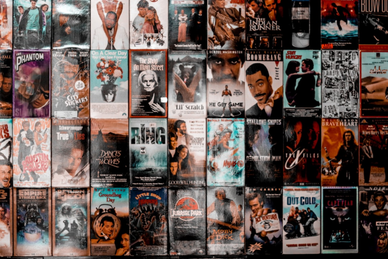 the beatles vinyl record sleeve — Foto por Tyson Moultrie na Unsplash